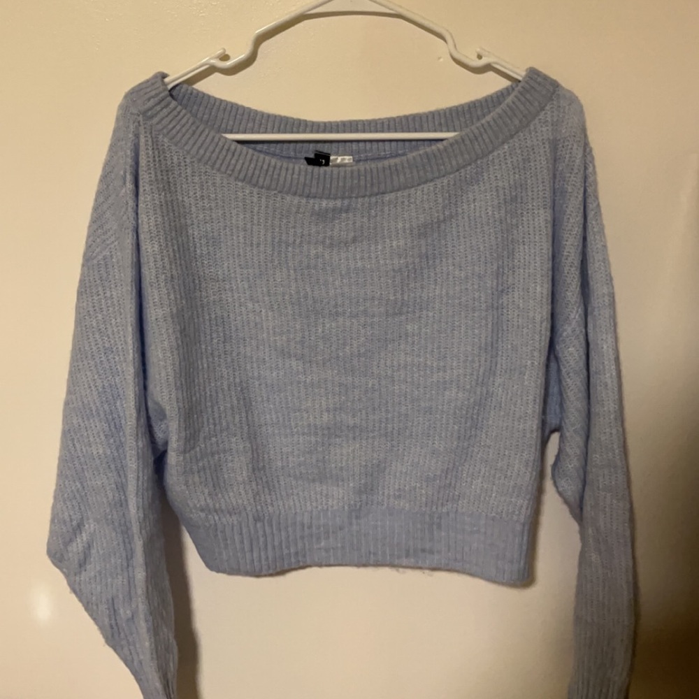 H&M Divided Long Sleeve Cropped Blue Top